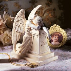 DESKTOP WEEPING ANGEL MONUMENT